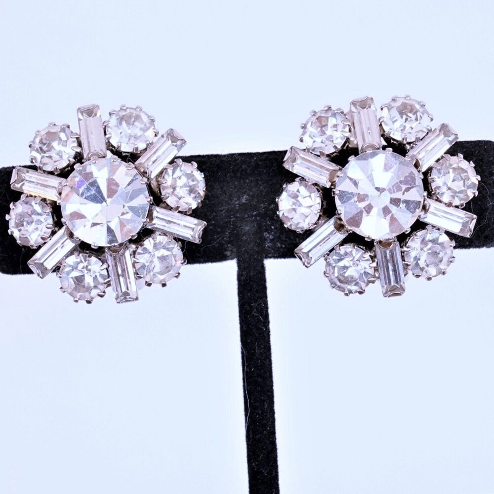 Vintage 1950s Starburst Clear Rhinestone Clip On Earrings